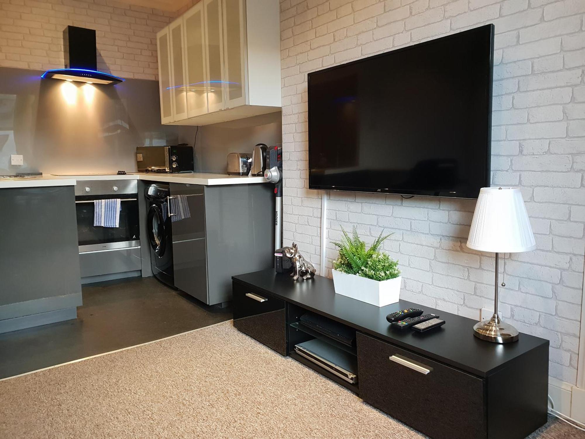 The Broughton - Modern 1 Bed Flat - Walking Distance From Centre * EDI